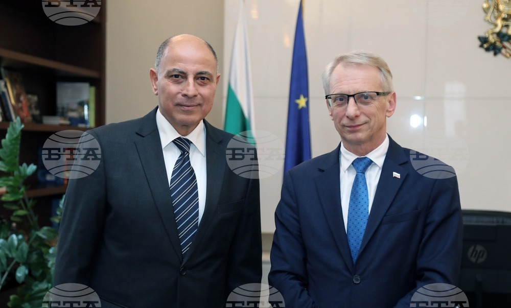PM Denkov, Egyptian Ambassador in Sofia Discuss Current Situation in Middle East
