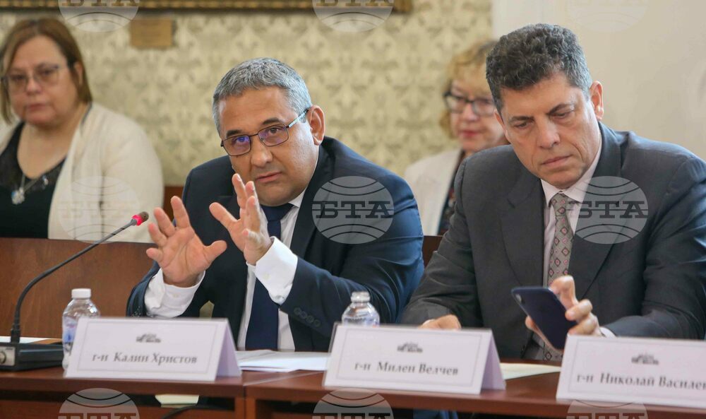 Central Bank Deputy Governor Warns of Huge Risk of Entering Inflationary Spiral