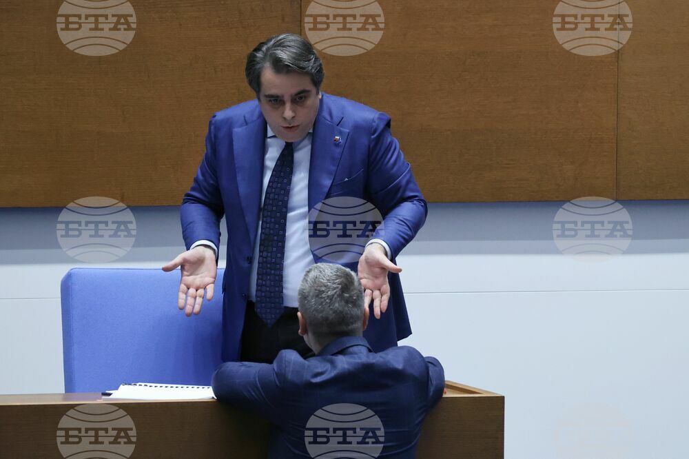 Парламент - заседание - Асен Василев - изслушване