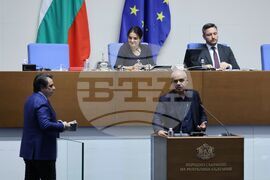 Парламент - заседание - Асен Василев - изслушване