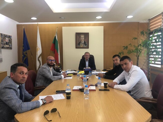 Извънредно заседание на Общински съвет Благоевград на 3 юни  2022 година /петък/