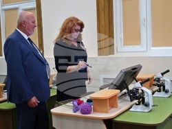 Илияна Йотова - Средно училище „Христо Ботев“-Враца