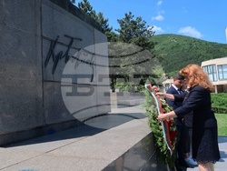 Илияна Йотова - Средно училище „Христо Ботев“-Враца