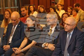 Офталмолози - симпозиум