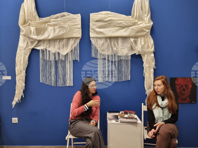 Варна - „Собствена стая“ 