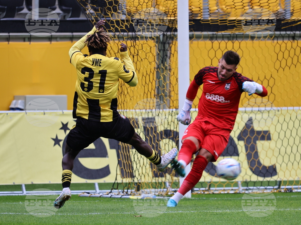 Пловдив - футбол - Ботев (Пловдив) - Пирин (Благоевград)