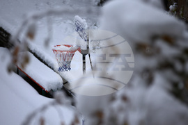 Сняг - баскетболен кош