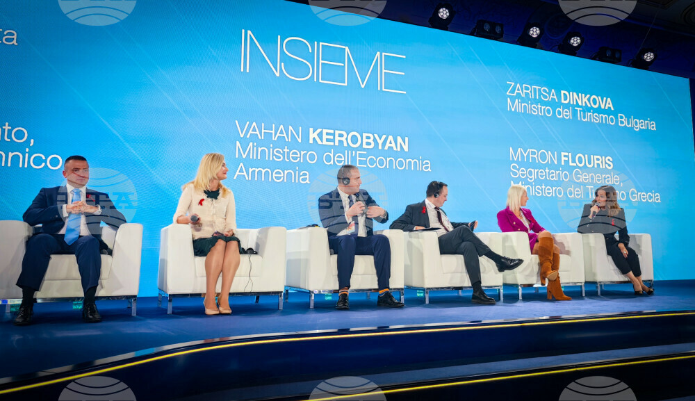 Minister Dinkova Attends Tourism Forum in Italy