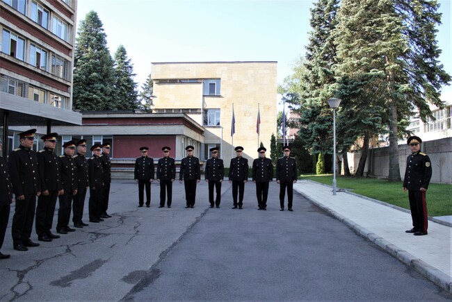 Служители на НСО бяха отличени за проявен изключителен професионализъм при изпълнение на задача в зона на конфликт