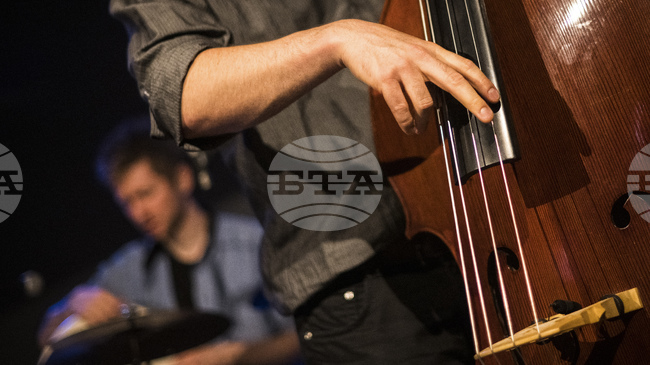 Джаз музиканти пресъздадоха албум, записан преди 46 години в английски пъб