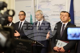 Парламент - "Възраждане" - брифинг