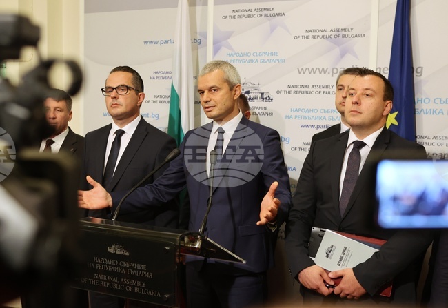 Парламент - "Възраждане" - брифинг