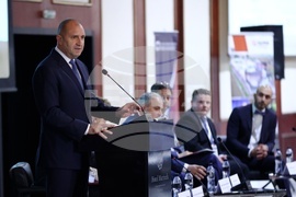 Румен Радев - пътна безопасност - конференция