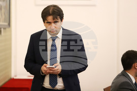 Парламент - Комисия по електронно управление и информационни технологии