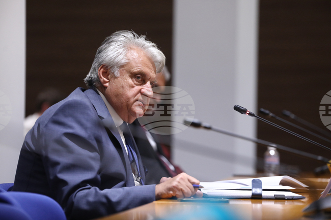 Парламент - Комисия по вътрешна сигурност и обществен ред