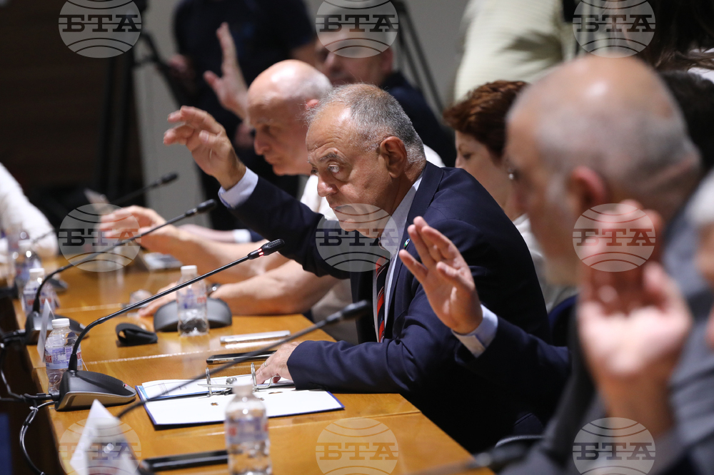 Парламент - Комисия по вътрешна сигурност и обществен ред