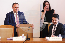 Парламент - Комисия по земеделието, храните и горите