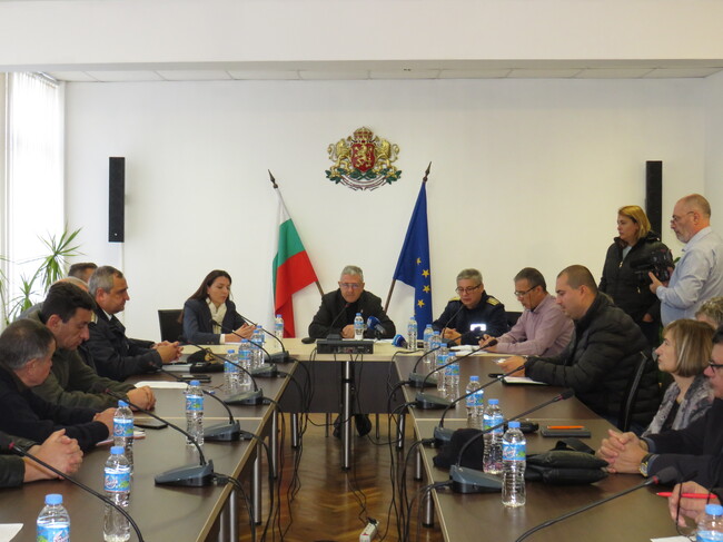 ОА Шумен: Очаква се бедственото положение да бъде отменено в следобедните часове днес 