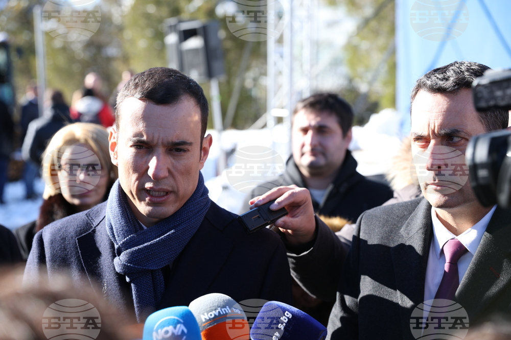 Нова метростанция - първа копка