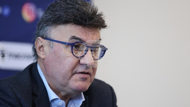 Бившият президент на БФС Борислав Михайлов е в болница след инсулт, Стилиян Петров го подкрепи