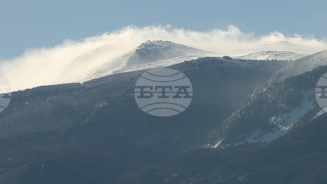 Poor Mountain Hiking Conditions on Wednesday