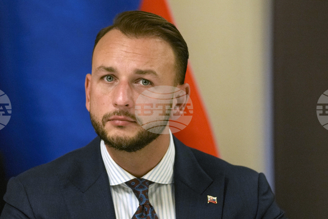 ТАСР: Словашкият вътрешен министър обяви проверки на 93 големи ферми край огнищата на шап в страната