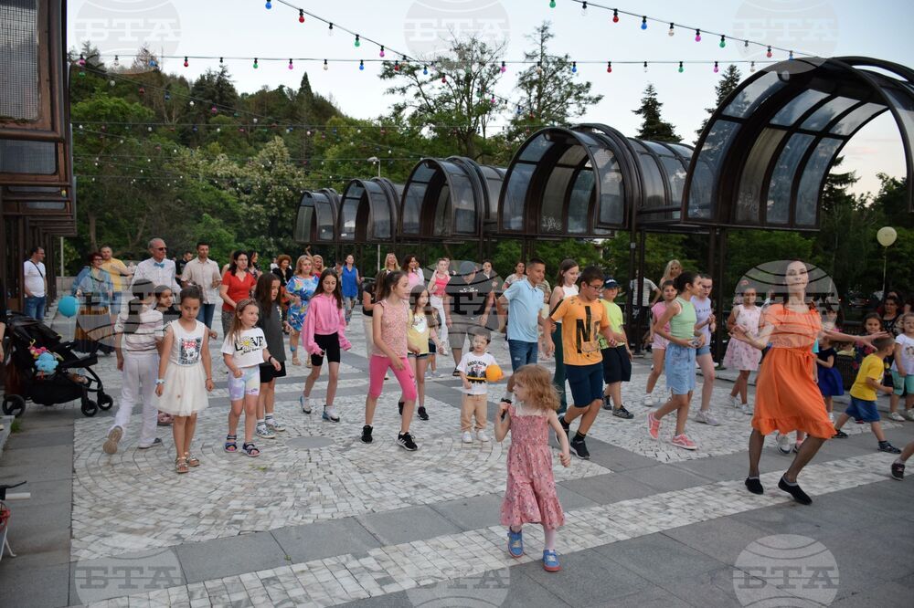 Благоевград - флашмоб - танци