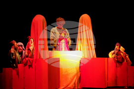 Кърджали - театър - представление - "Рождество"