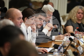 Парламент - Комисия по бюджет и финанси - заседание