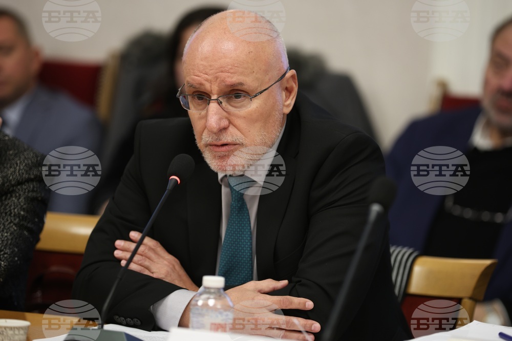 Парламент - Комисия по бюджет и финанси - заседание