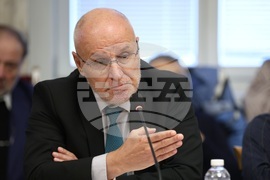 Парламент - Комисия по бюджет и финанси - заседание