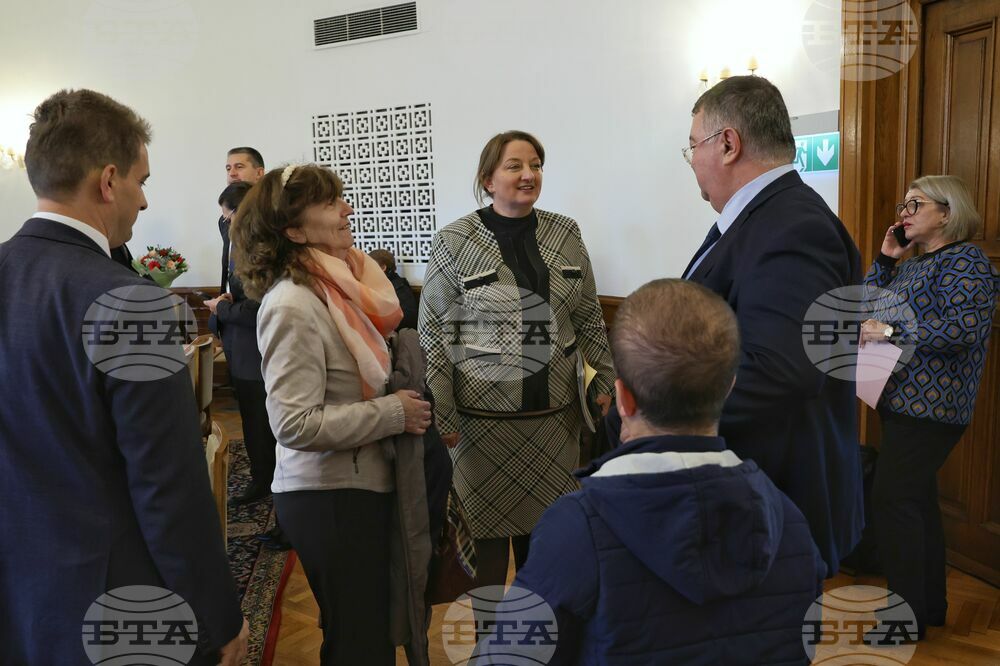 Парламент - Комисията по труда, социалната и демографската политика - заседание