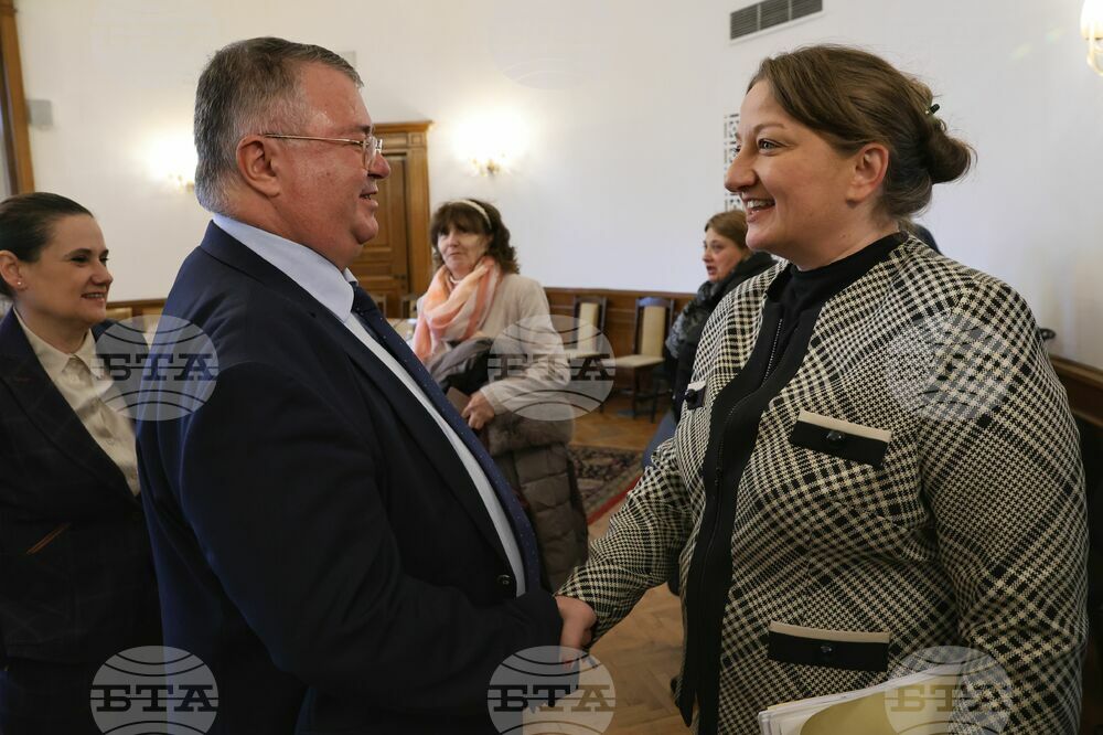 Парламент - Комисията по труда, социалната и демографската политика - заседание