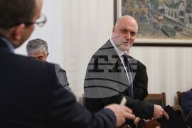 Парламент - Комисия по конституционни въпроси