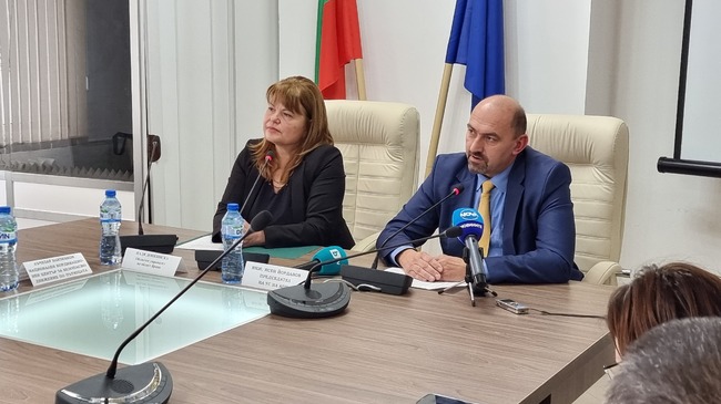 До края на деня ще има предложени мерки за подобряване на проходимостта на пътищата при зимни условия, каза председателят на АПИ