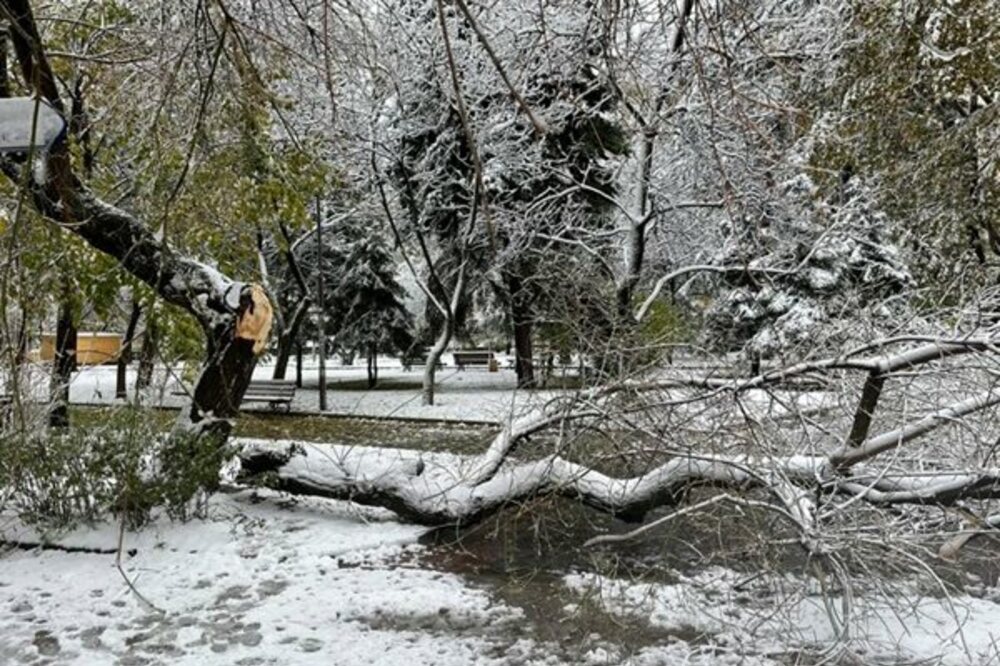 Работи се по уширяването на пътищата в Поповско