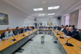 Ловеч - министър на спорта - Димитър Илиев - среща със спортните клубове в града