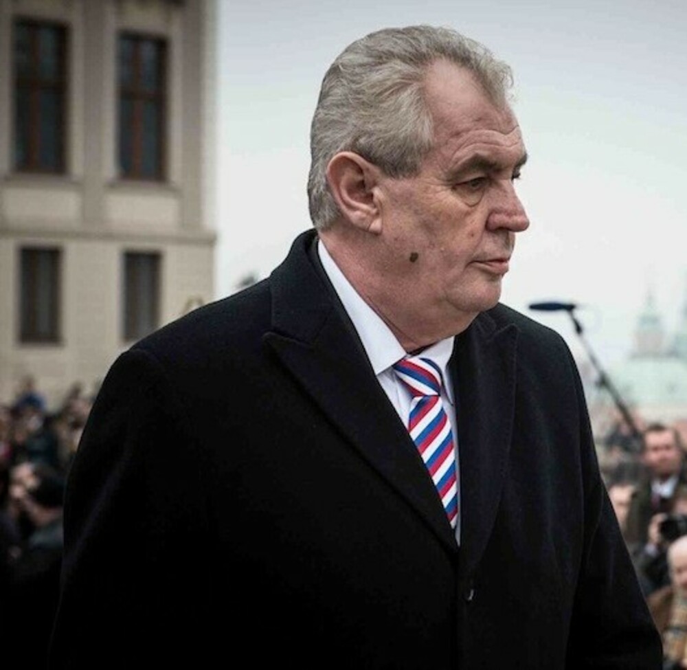 Според чешкия президент Милош Земан американското разузнаване е сгрешило в преценката си за Украйна