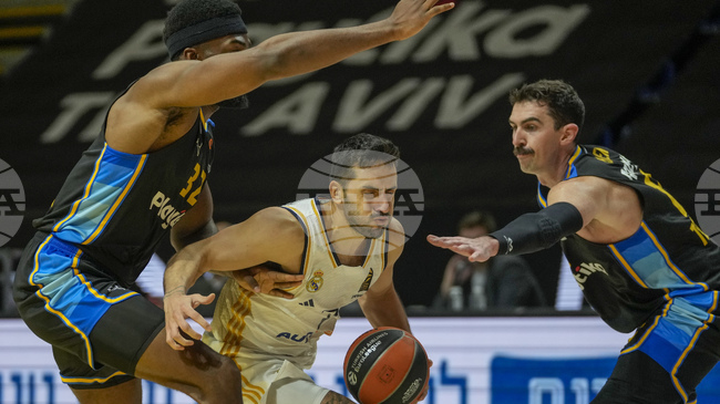 Мачът между Реал Мадрид и Макаби Тел Авив от баскетболната Евролига ще се играе пред празни трибуни