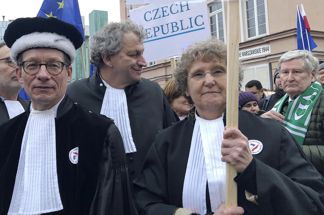Европейски съдийски асоциации заведоха дело срещу одобряването от ЕС на Плана за възстановяване и устойчивост на Полша