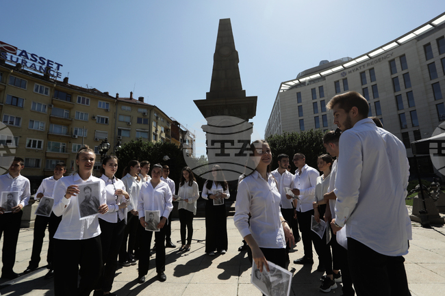 Четене на творби - „В пантеона на свободата“