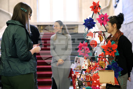 Народно събрание - базар - “Малкото е много”