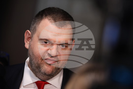Народно събрание - Делян Пеевски - кулоари - изявление