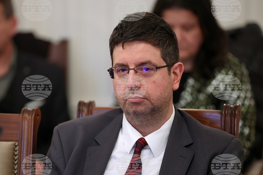 Парламент -  Комисия по икономическа политика и иновации - заседание