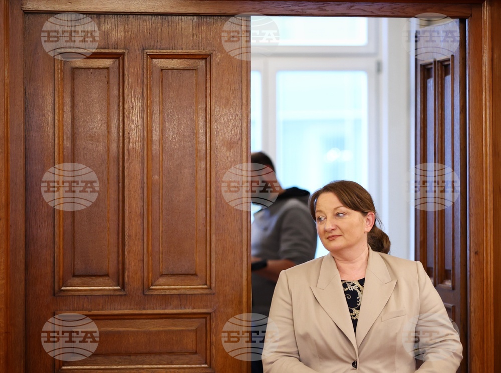 Изминалата 2025 беше година като калейдоскоп, 2026 няма да е по-лесна, но може да е по-ясна, заяви Деница Сачева от ГЕРБ