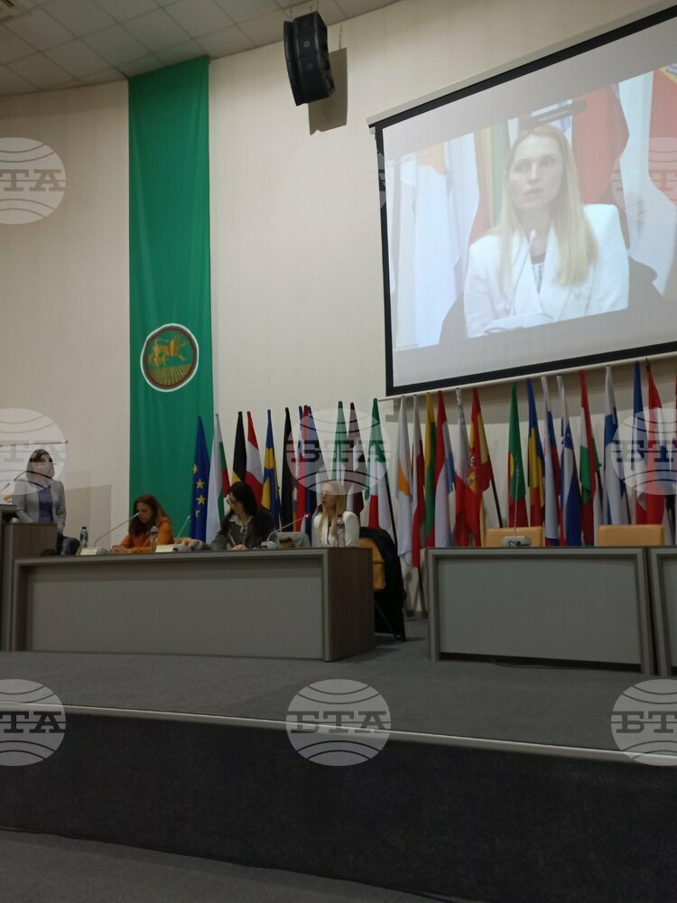 МЕ: Изпълнението на Териториалните планове за справедлив преход беше обсъдено в рамките на форума "Социален диалог за обществени политики: Нов енергиен микс“ в Стара Загора