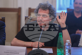 Парламент - Комисия по културата и медиите