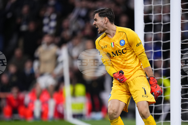 Наполи и Мерет се разбраха за нов договор