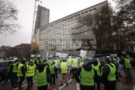 Протест  - животновъди - оранжерийни производители