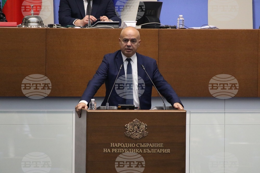 Свиленски към управляващото мнозинство: Предложихме ви безупречна алтернатива, отхвърлихте я. Изходът е оставка на правителството